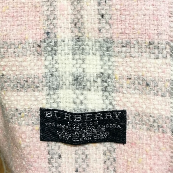 Burberry Wool Scarf #032 1028104 - Picture 4 of 5